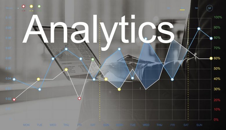 Ilustrasi Google Analytics (rawpixel.com)