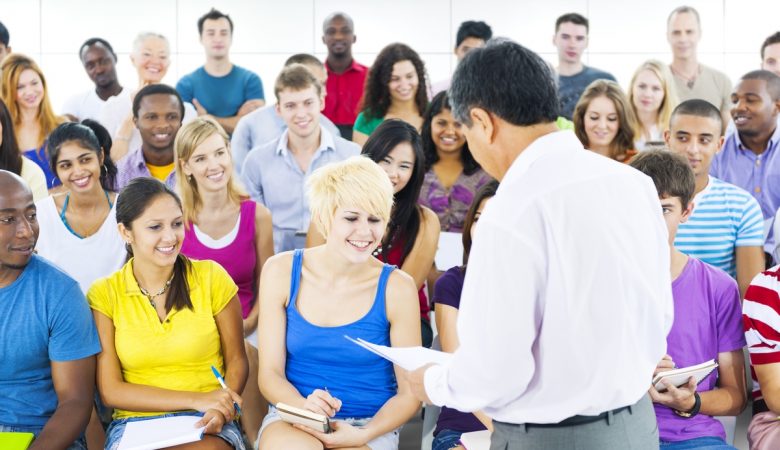 Menguasai public speaking